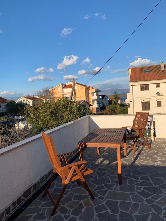 Apartments Matthew & Oscar Porat  Esterno foto